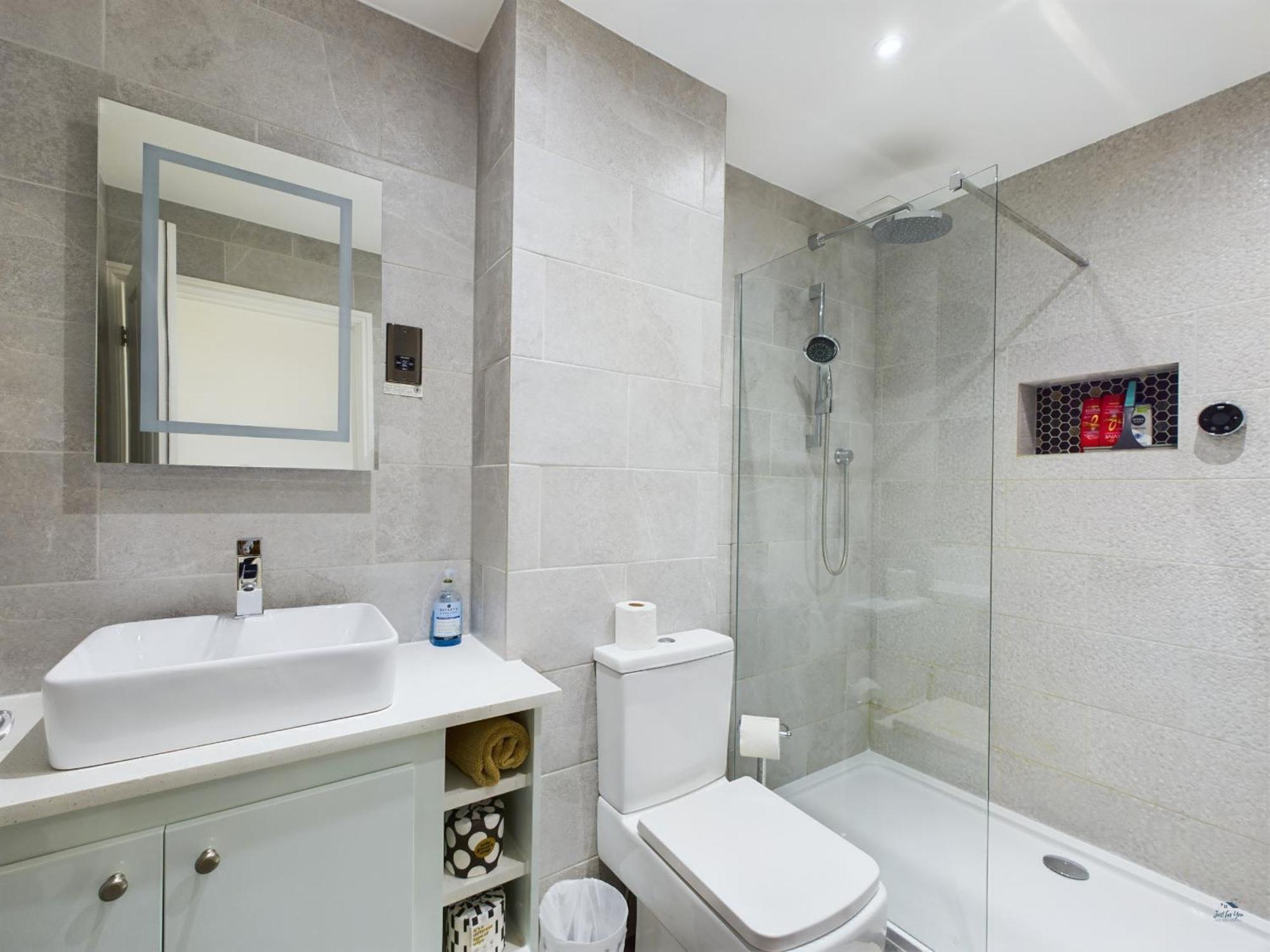 12A Solent Landing Direct Beach Access Bembridge Exterior photo